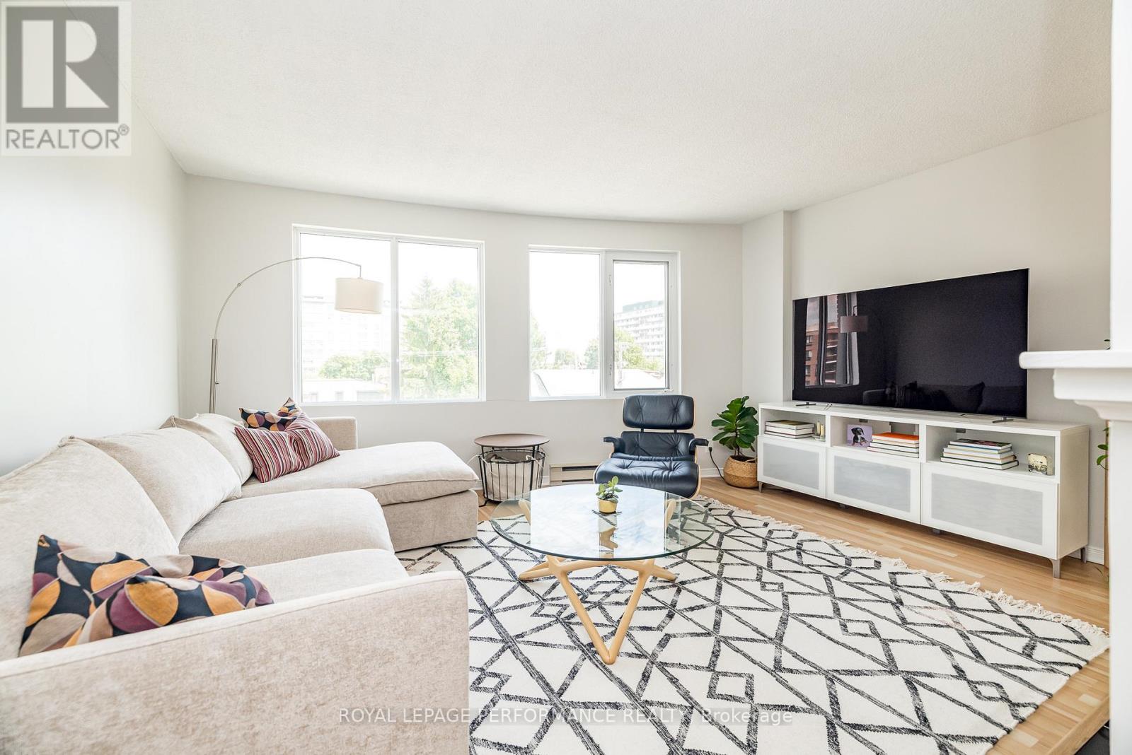 503 - 344 Waverley Street
