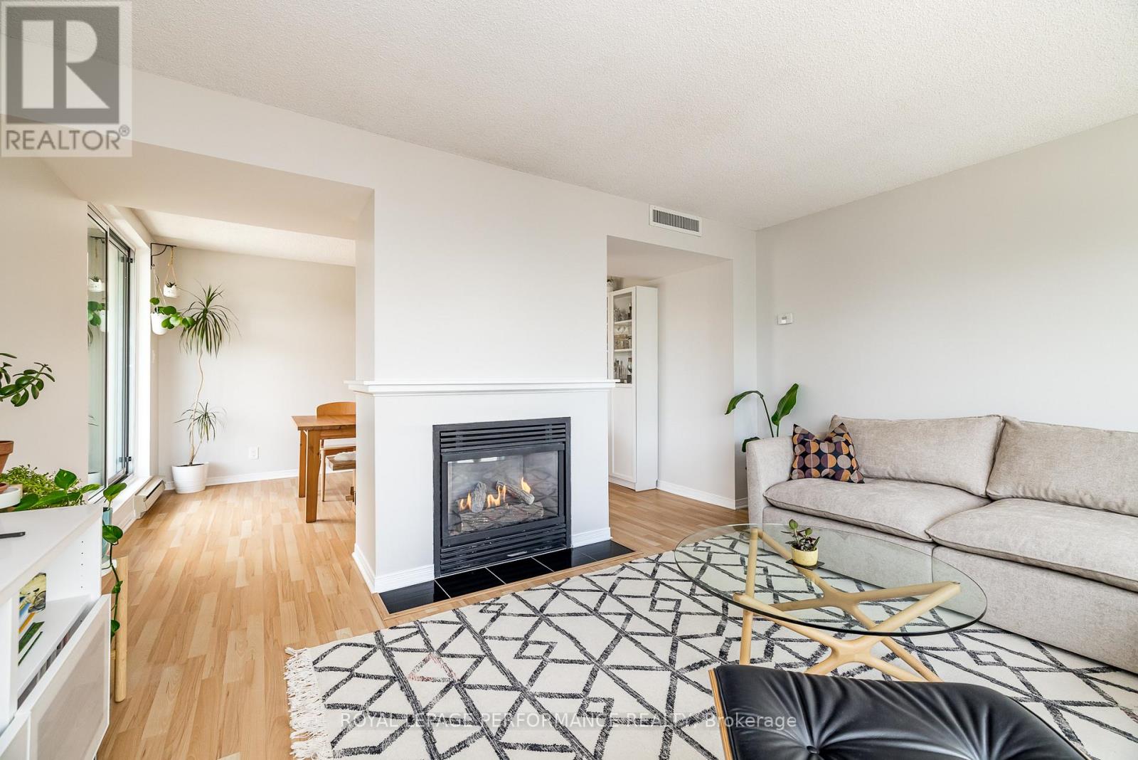 503 - 344 Waverley Street