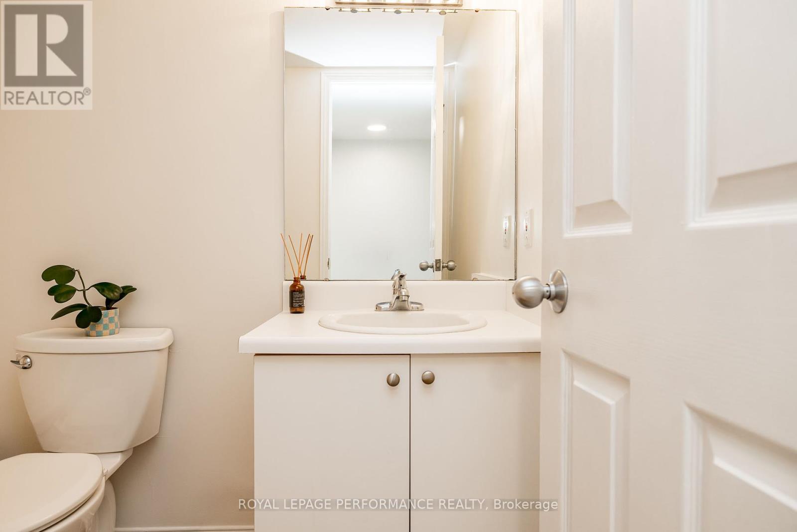 503 - 344 Waverley Street
