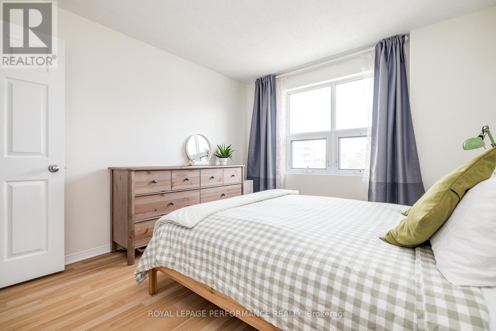 503 - 344 Waverley Street