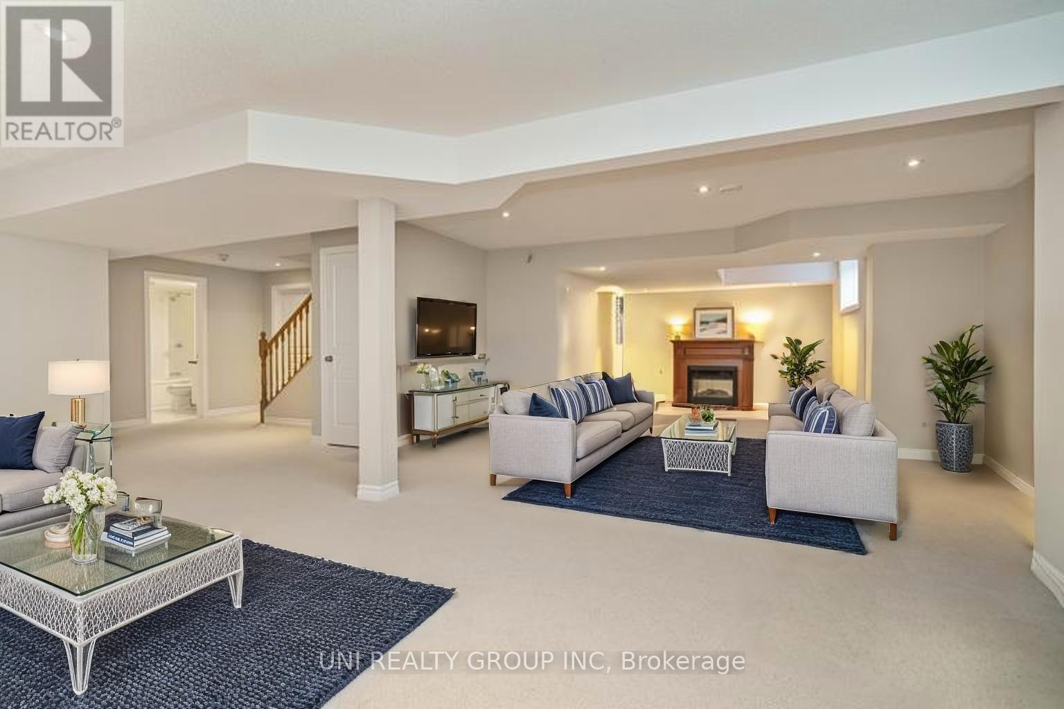 172 Cambie Road