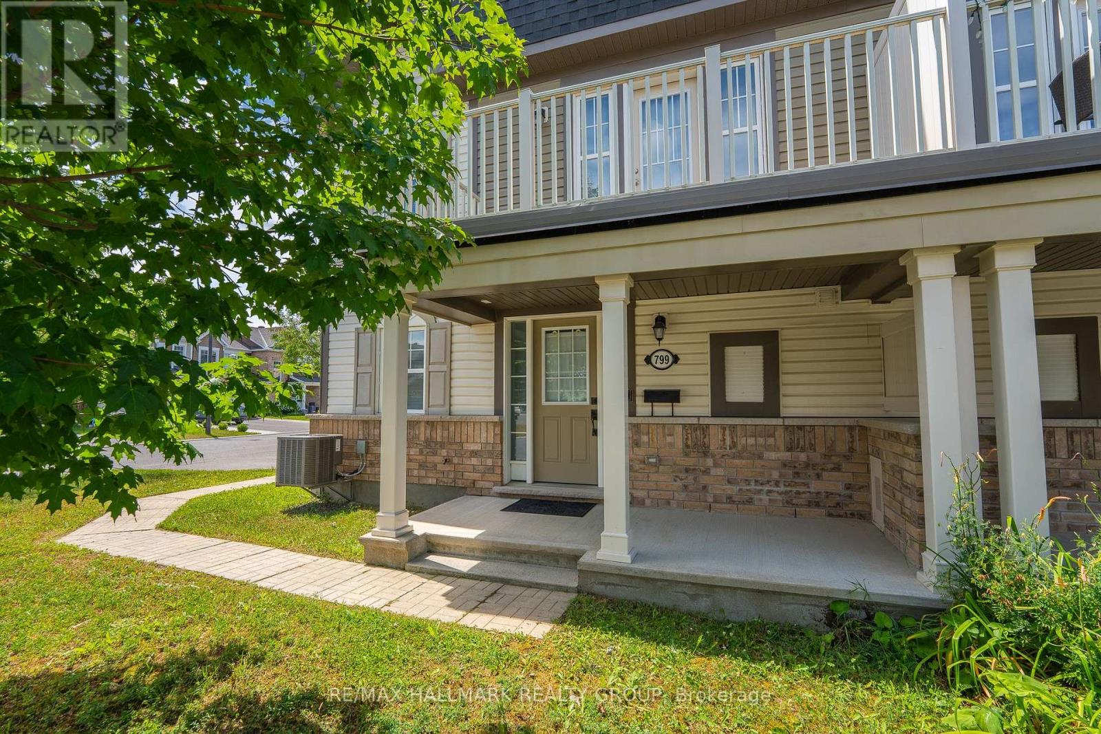 799 Mayfly Crescent