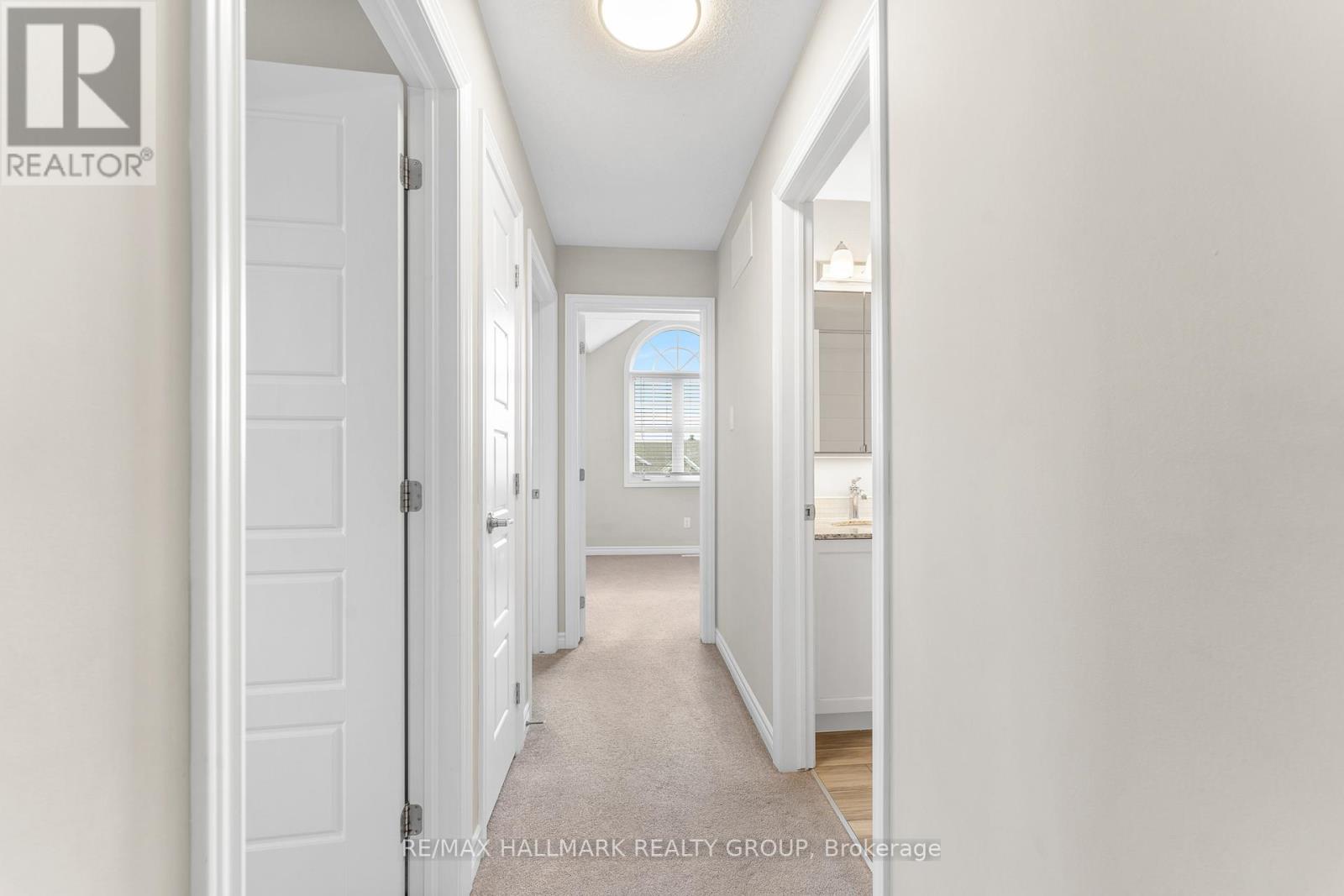 799 Mayfly Crescent
