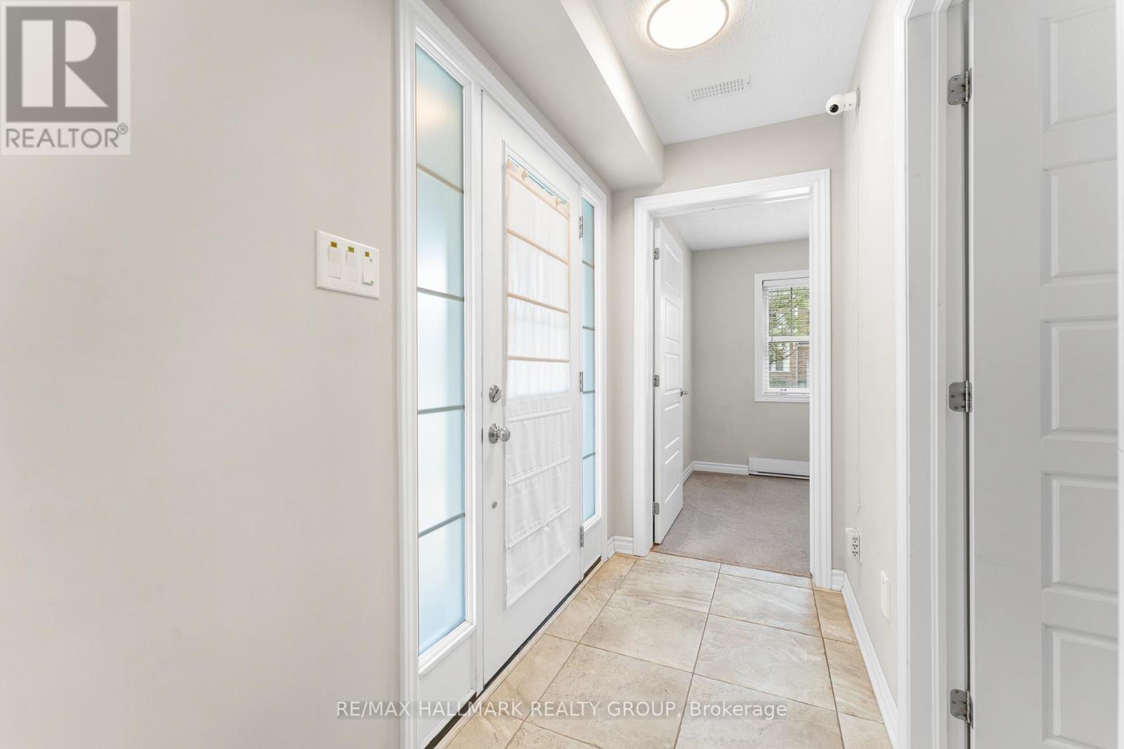 799 Mayfly Crescent