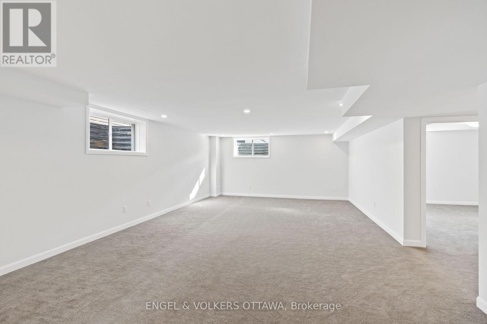 808 Companion Crescent