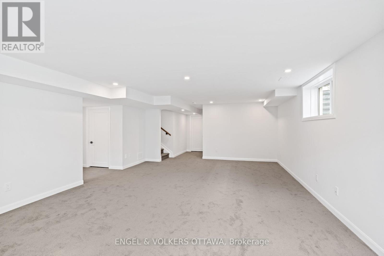 808 Companion Crescent