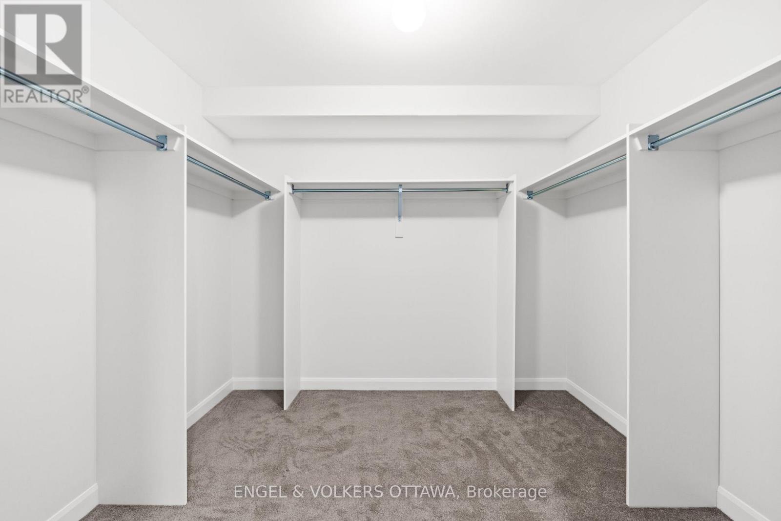 808 Companion Crescent