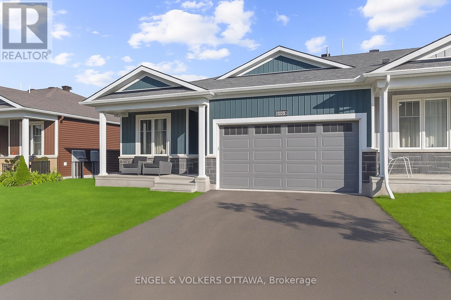 808 Companion Crescent