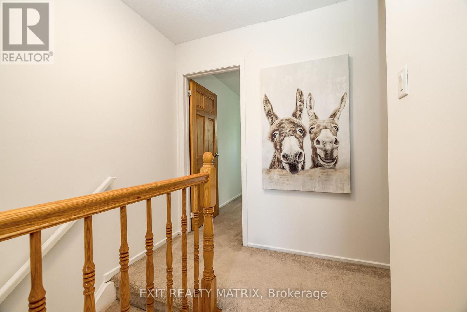 968 Meadowlands Drive