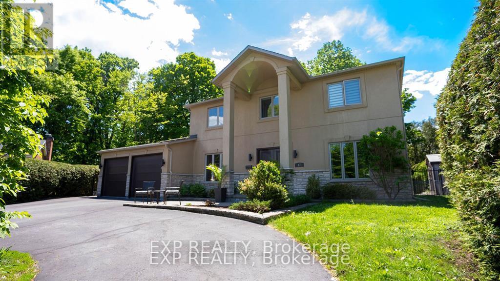 17 Chesswood Court