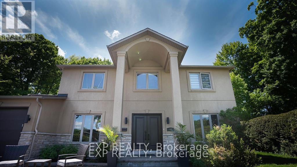17 Chesswood Court