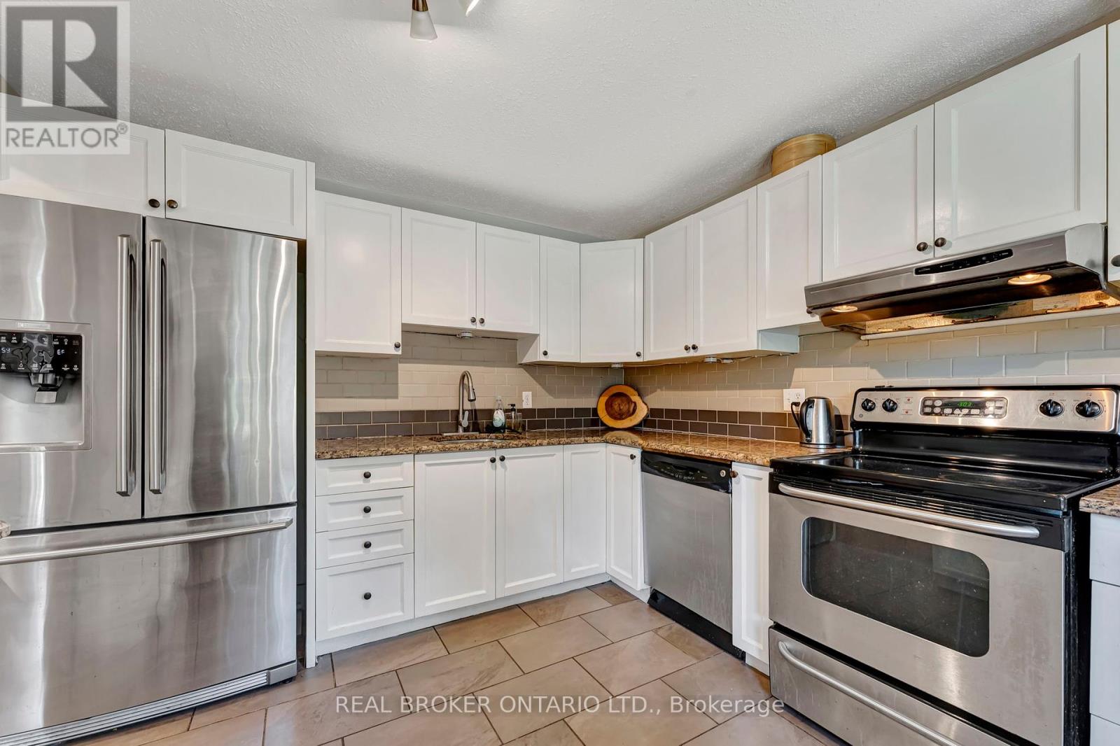 433 Duvernay Drive