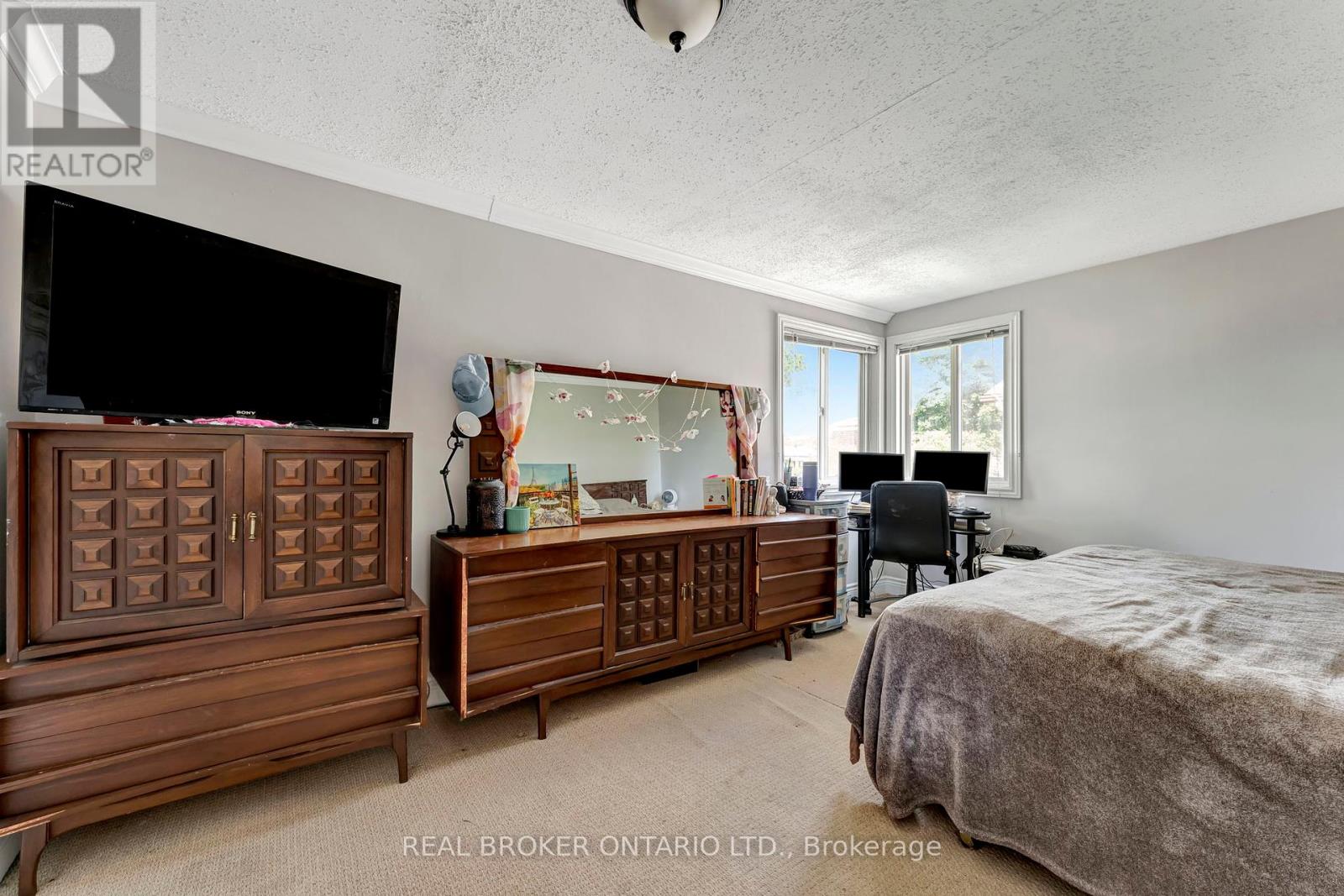 433 Duvernay Drive