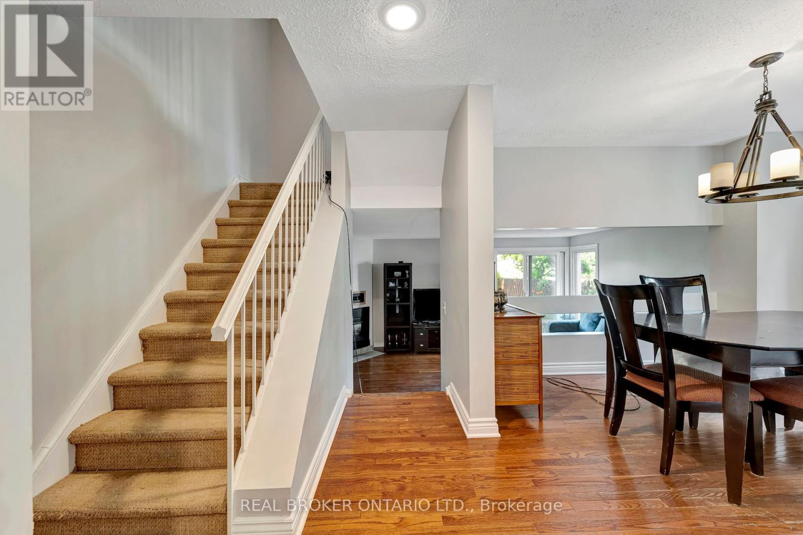 433 Duvernay Drive
