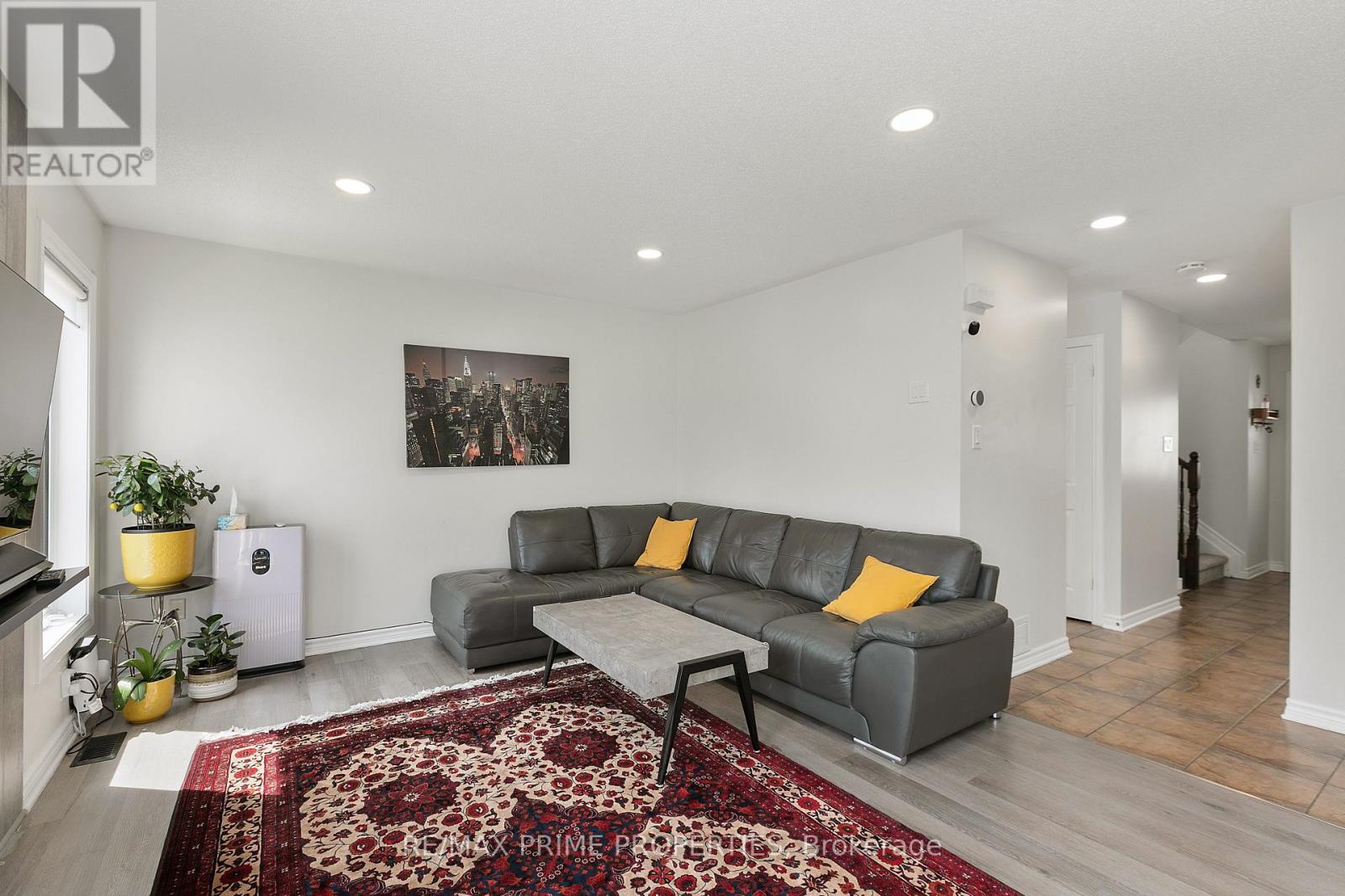 513 Paul Metivier Drive