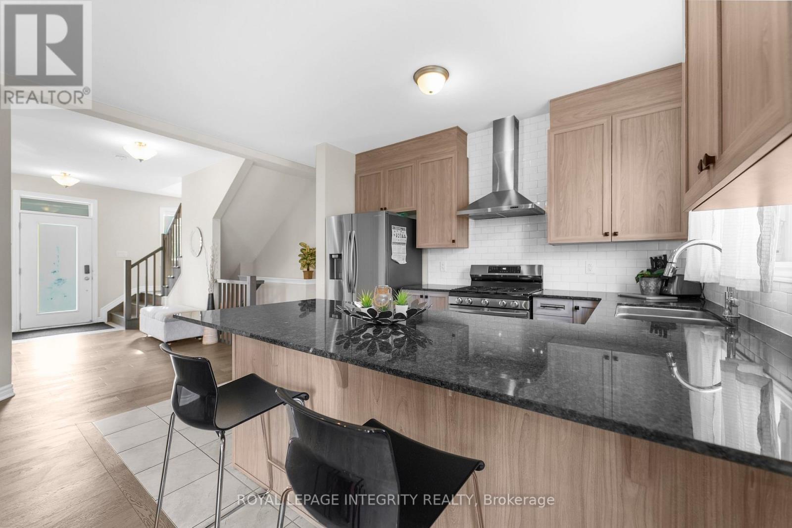 724 Vennecy Terrace