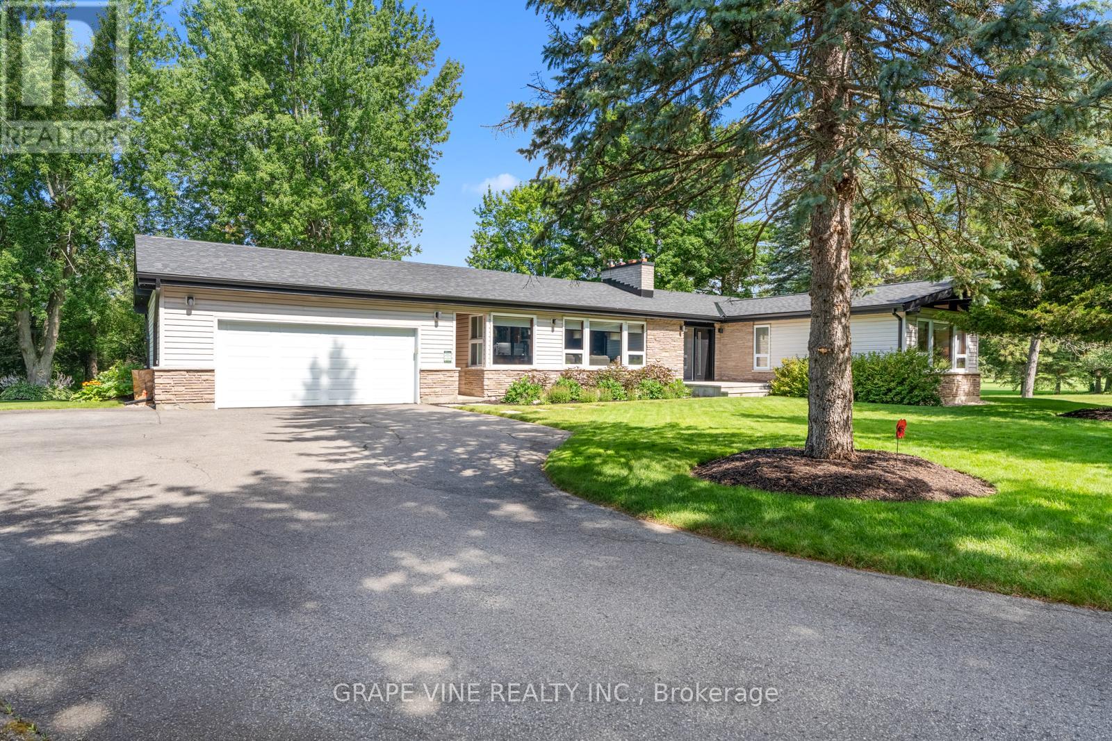 6486 Woodland Place