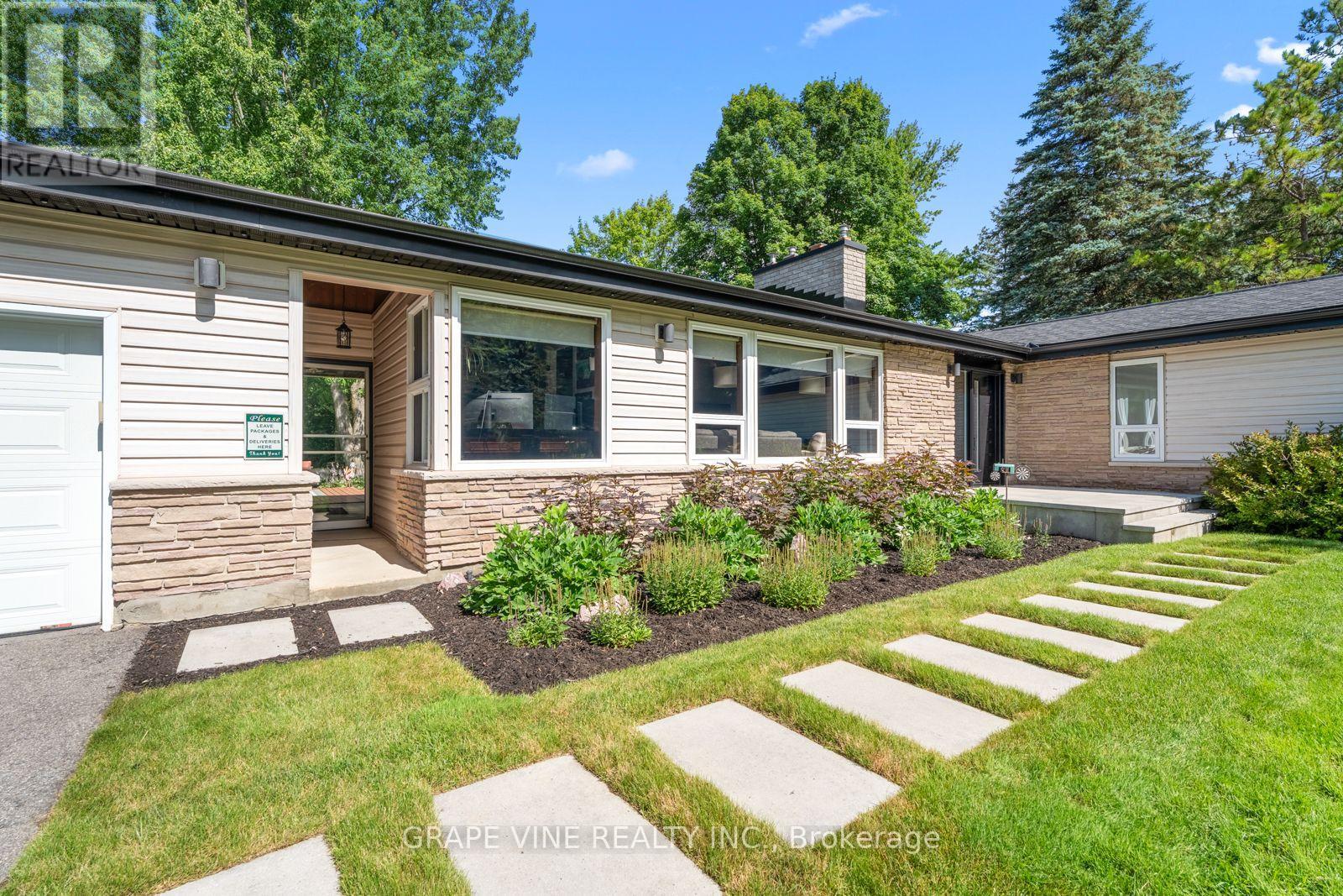 6486 Woodland Place