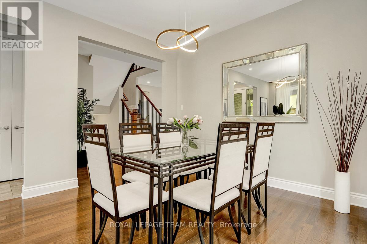 879 Percival Crescent