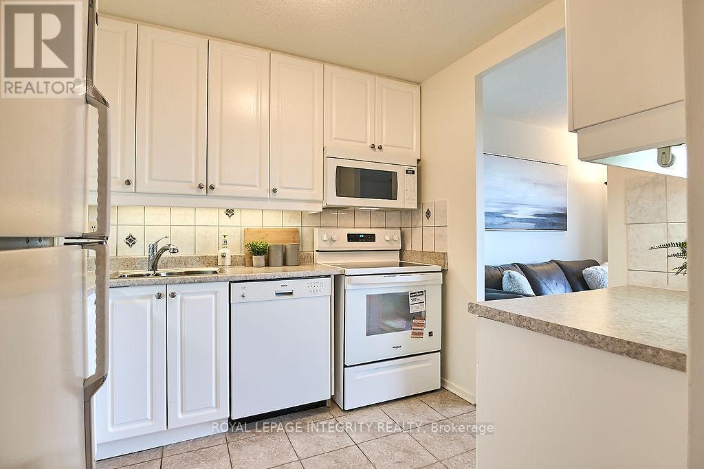 604 - 20 Chesterton Drive