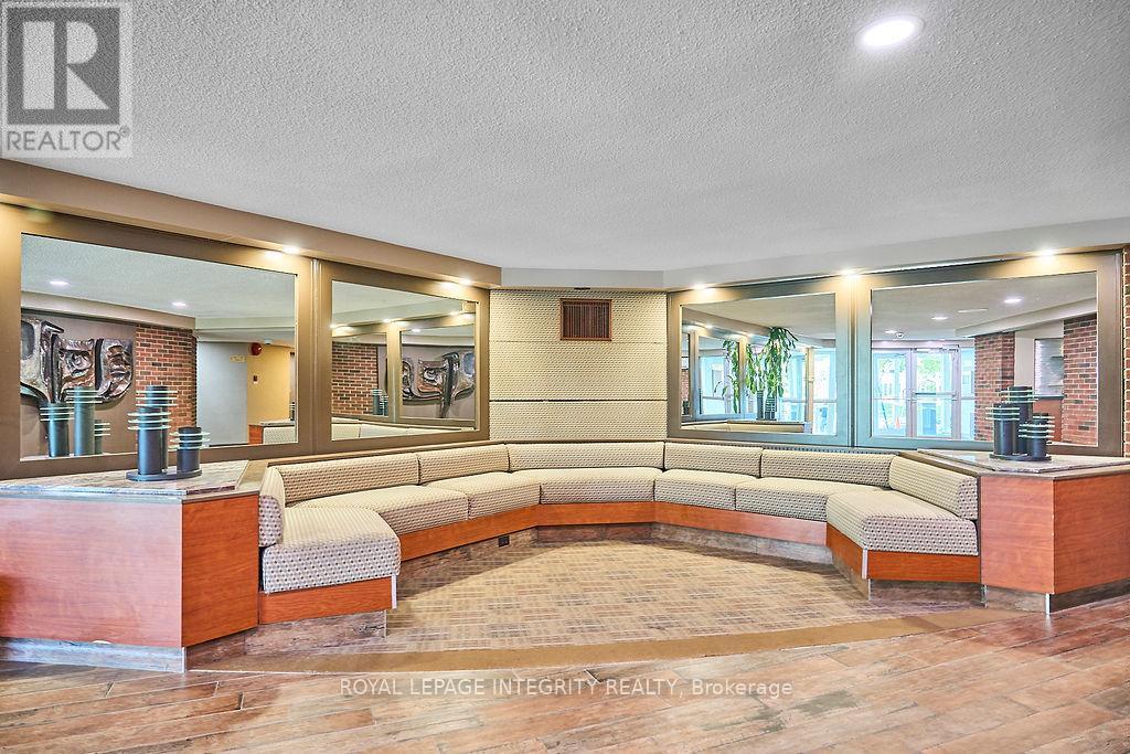 604 - 20 Chesterton Drive