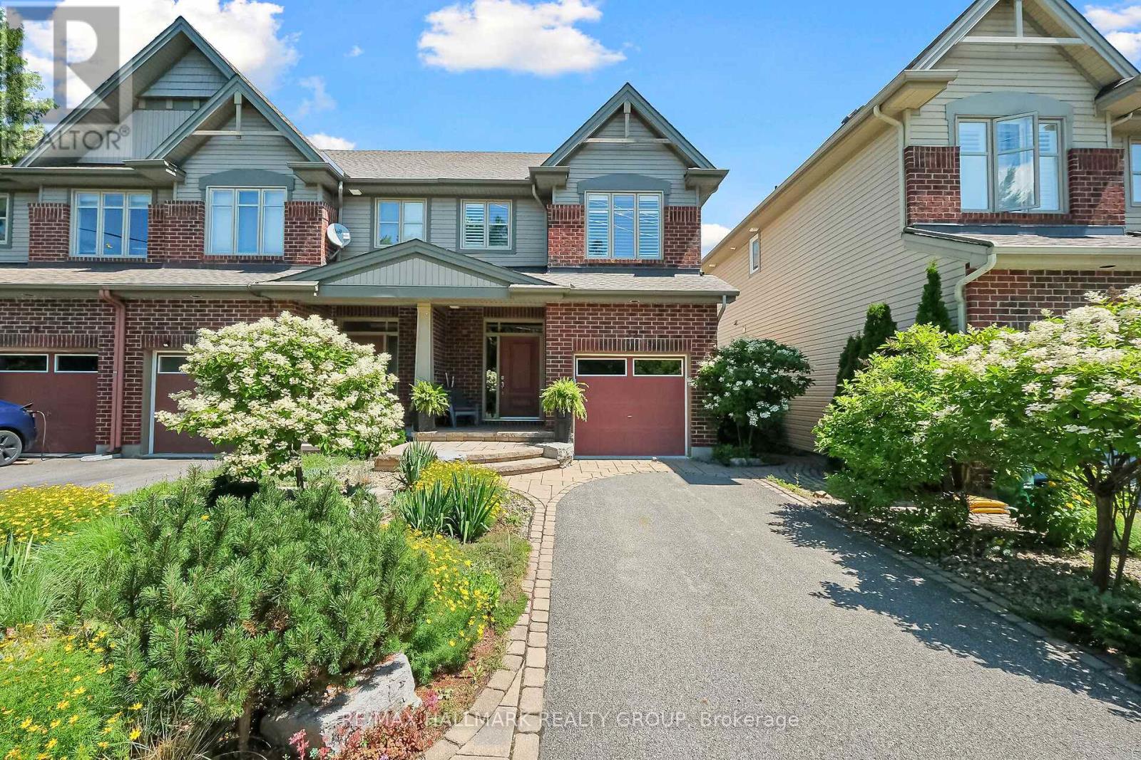 32 Mccooeye Lane
