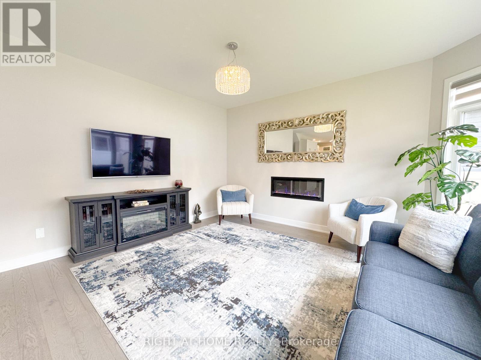 203 Osterley Way