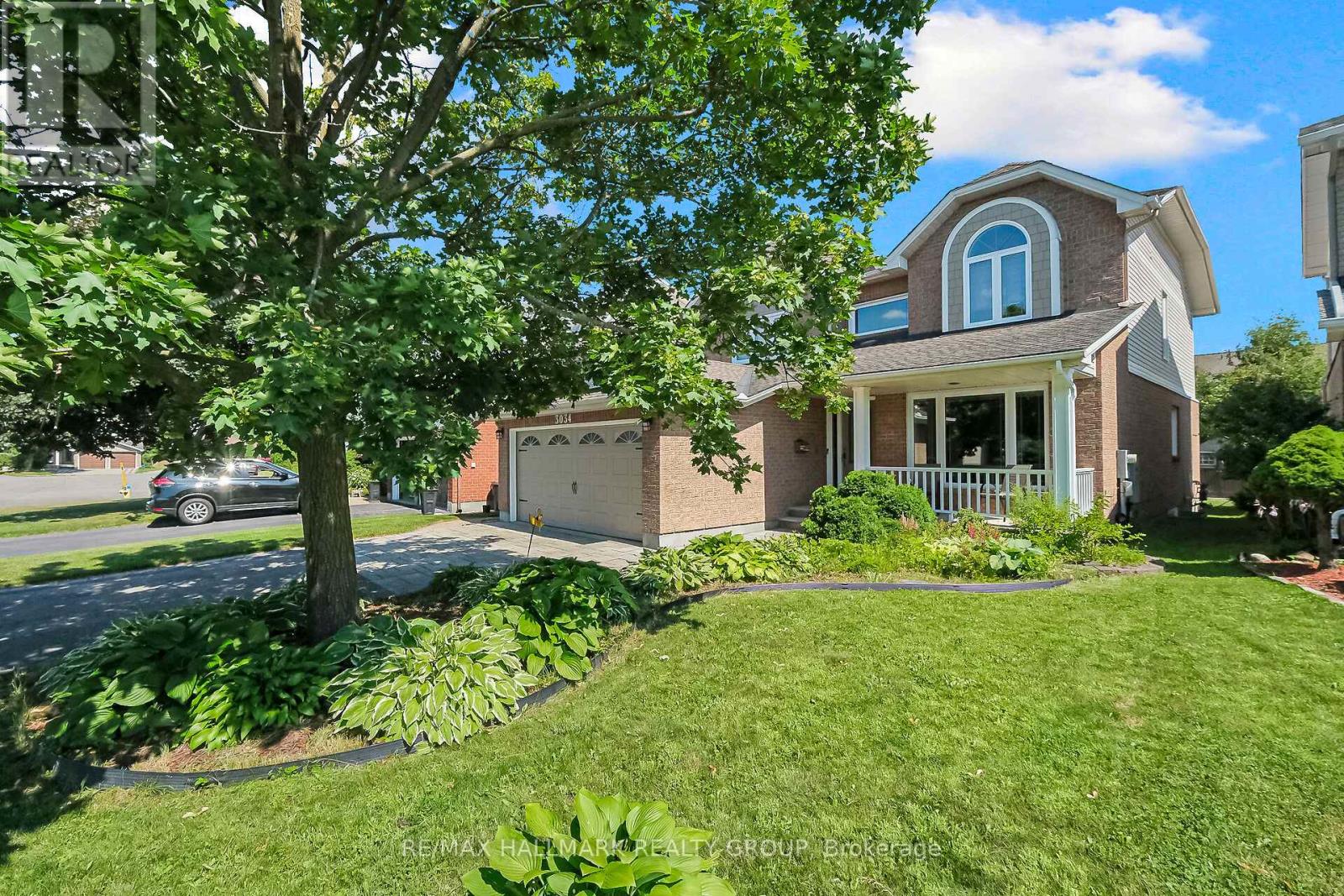 3034 Courtyard Crescent