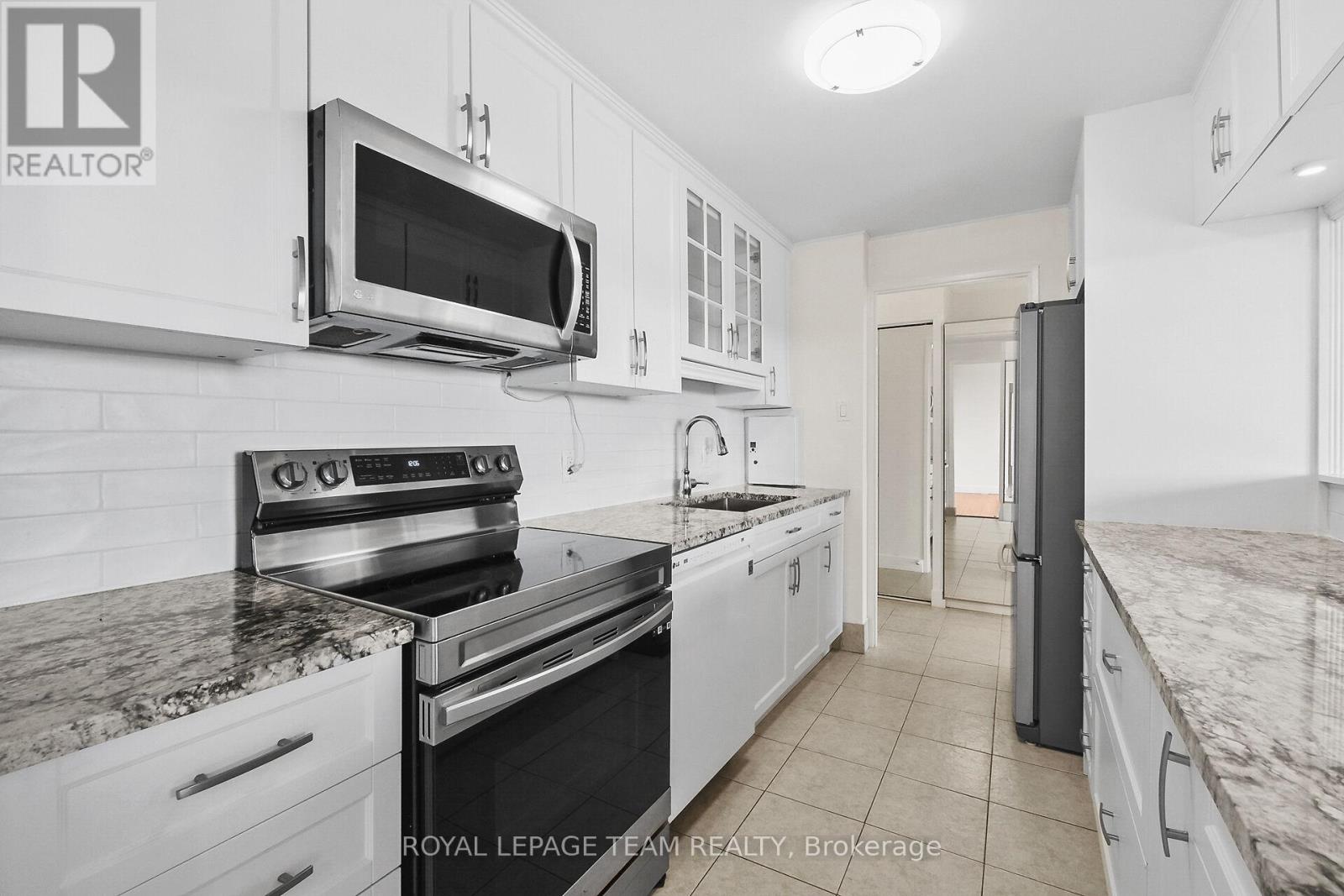 1103 - 1025 Richmond Road