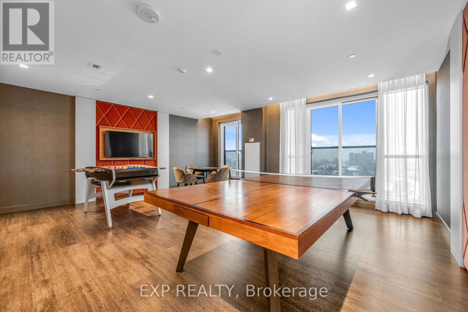 421 - 560 Rideau Street