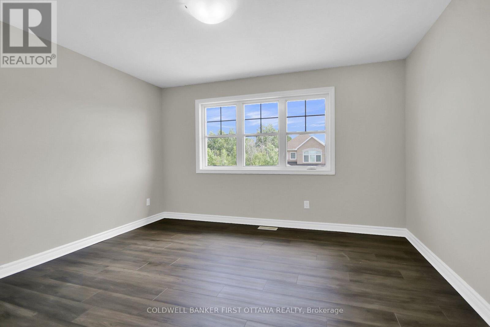 620 Sora Way