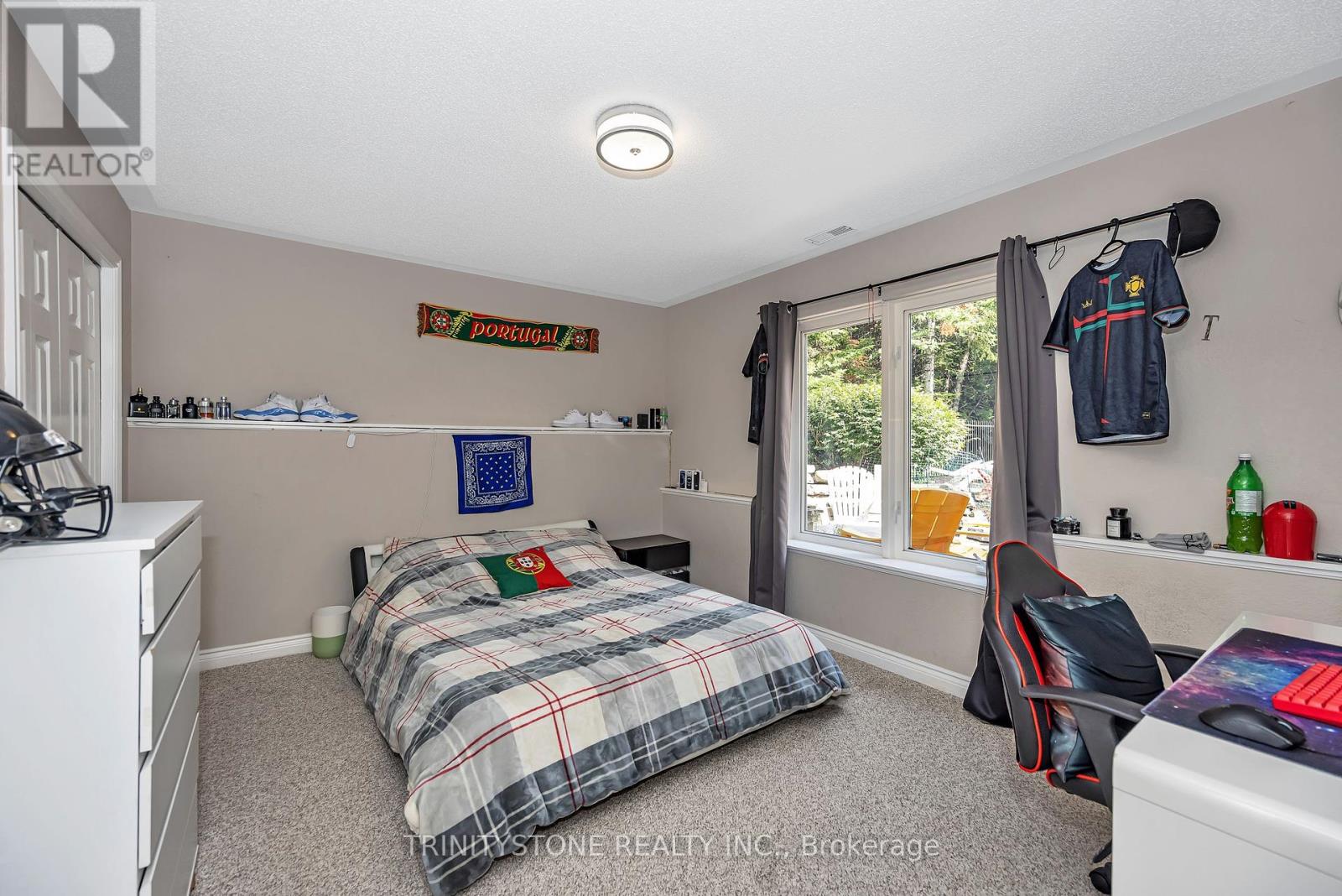 36 Sawgrass Circle