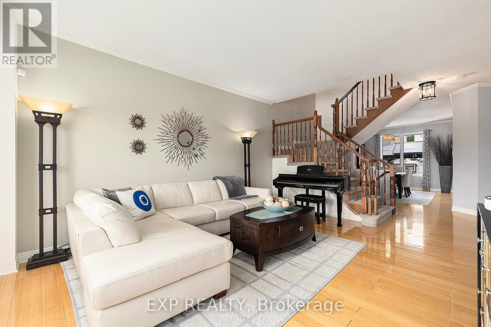 184 Harbour View Street E