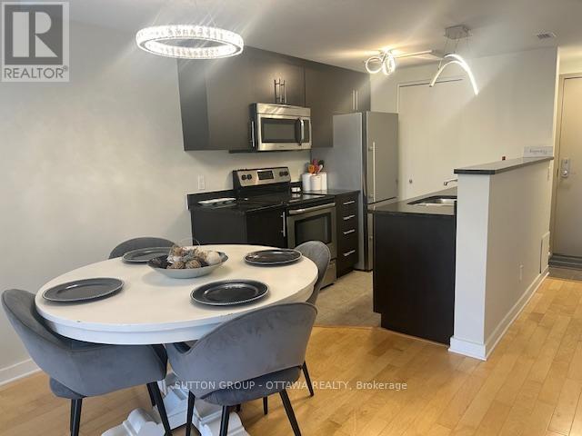 506 - 456 King Edward Avenue