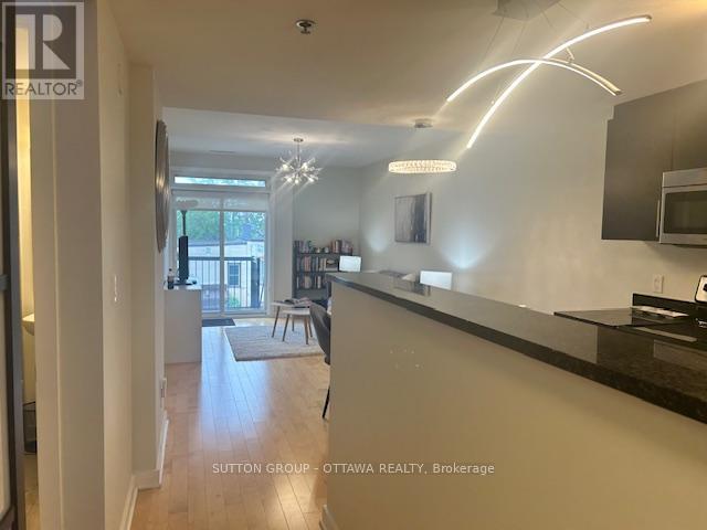 506 - 456 King Edward Avenue