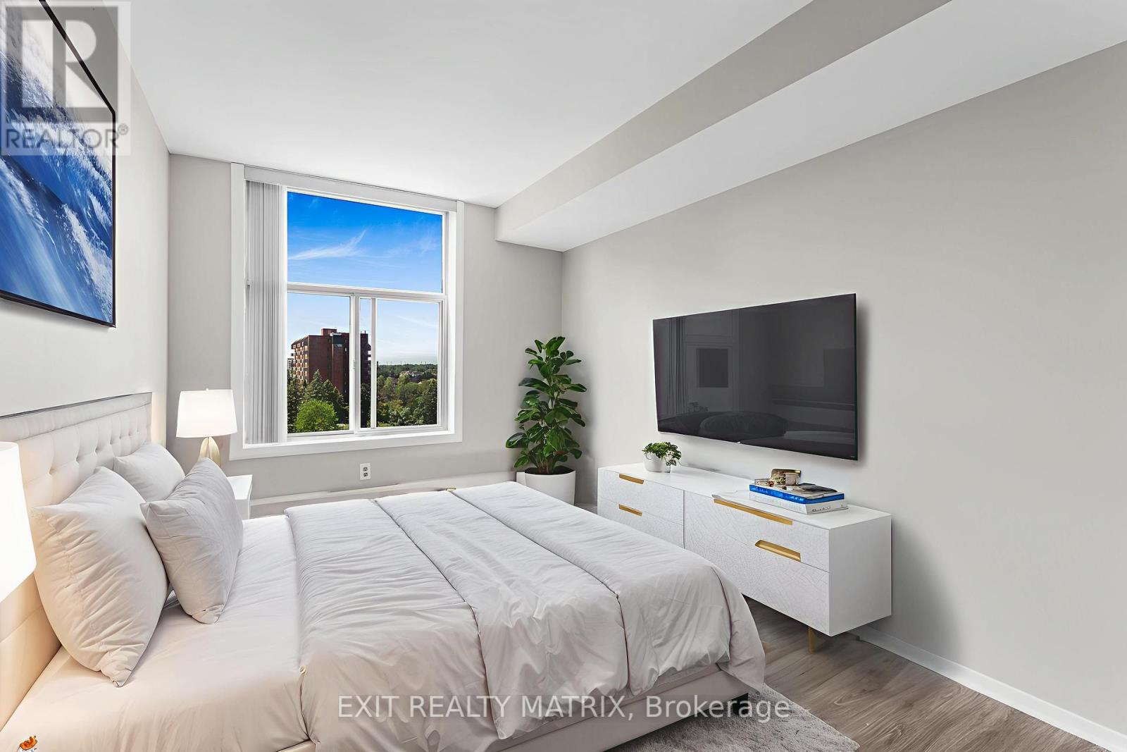 705 - 2759 Carousel Crescent