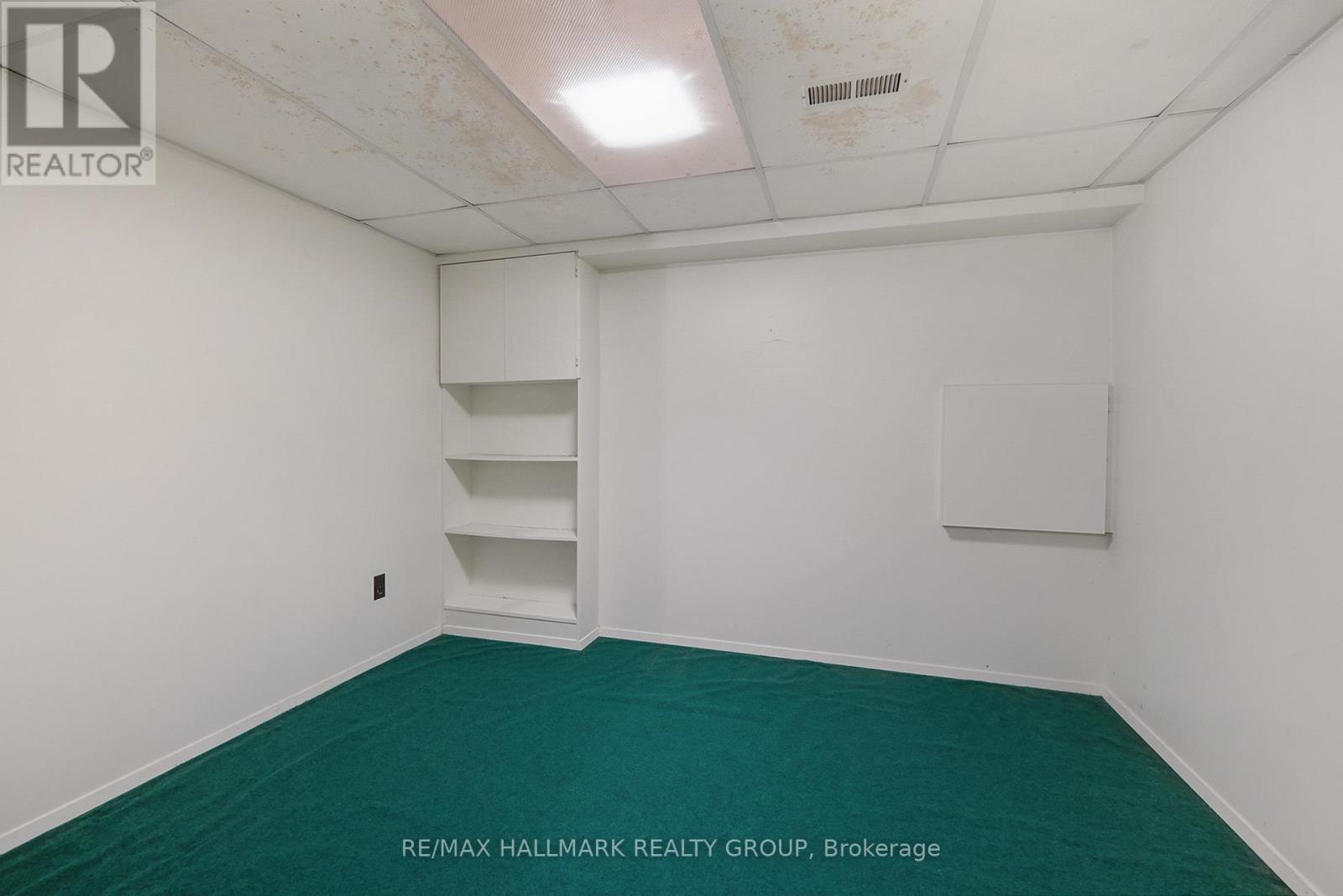 625 Trelawny Private