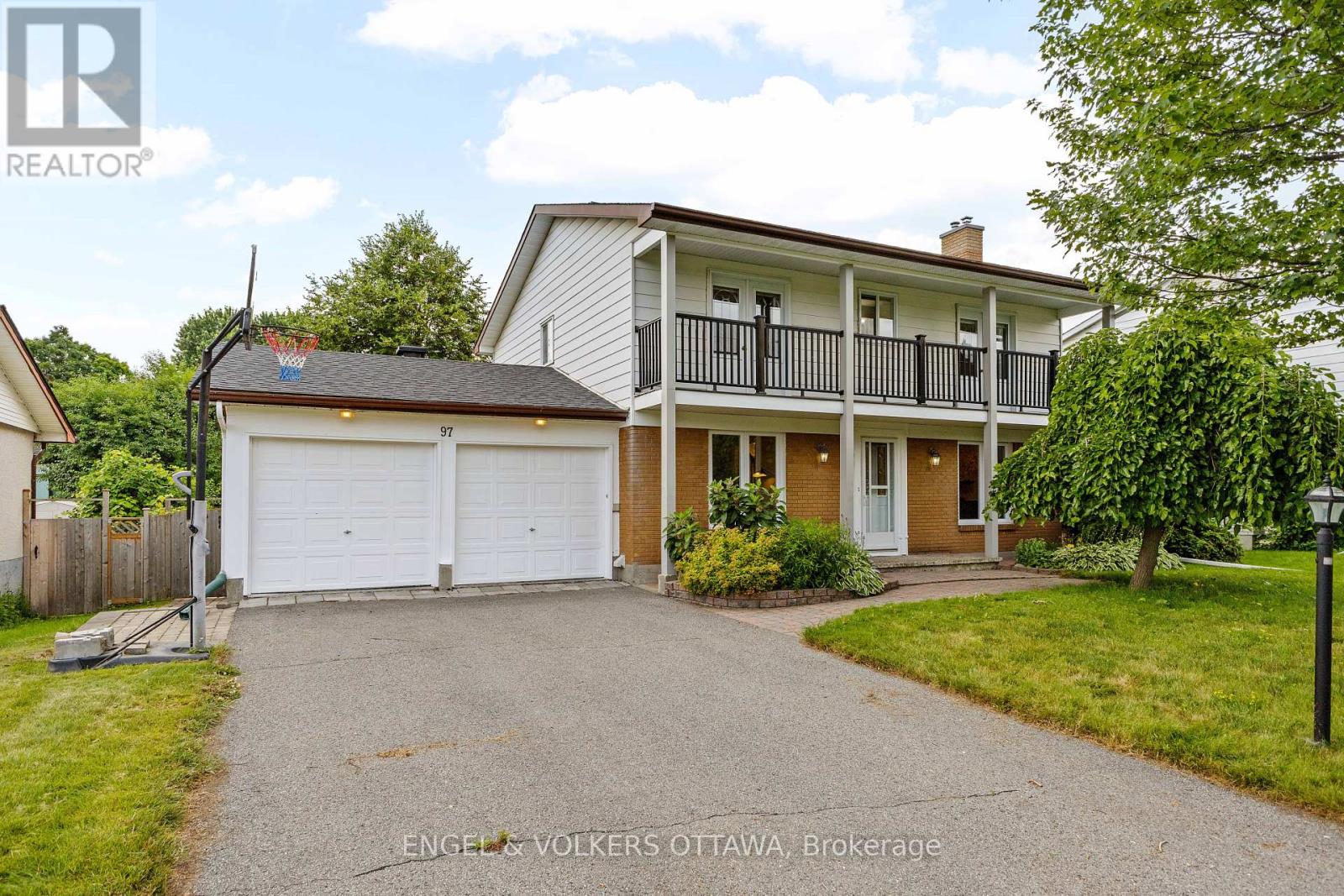 97 Queensline Drive