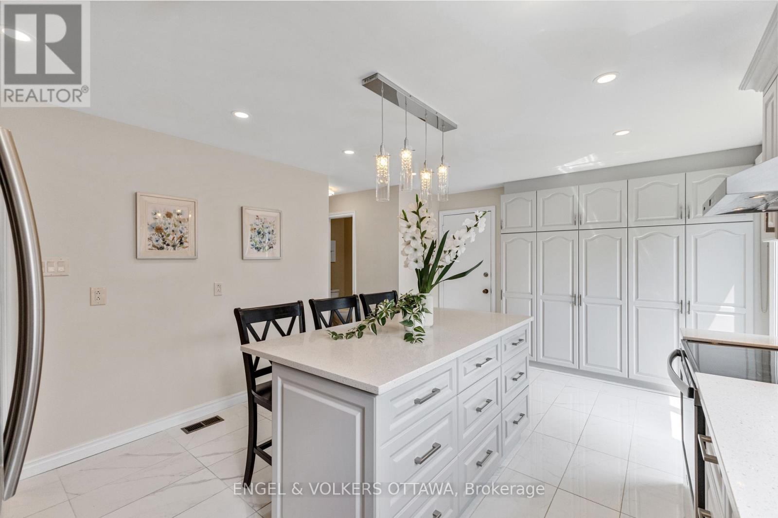97 Queensline Drive