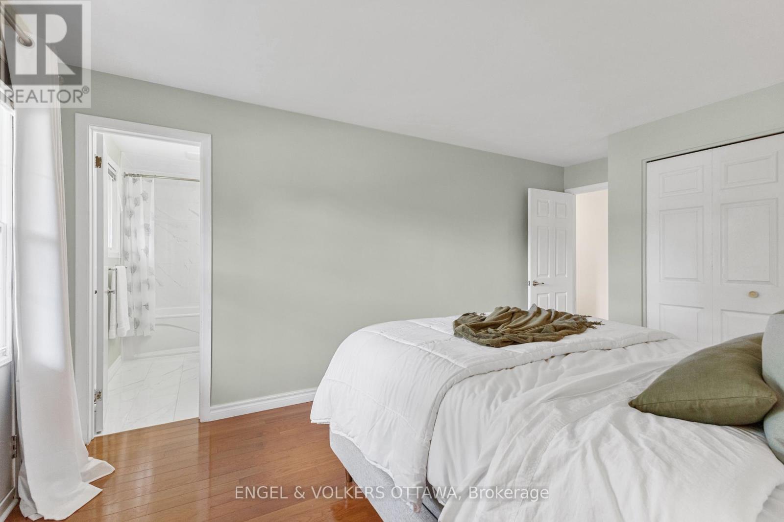 97 Queensline Drive