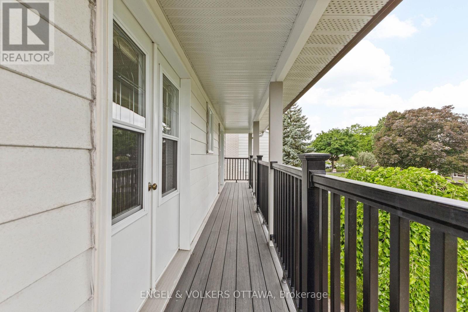 97 Queensline Drive