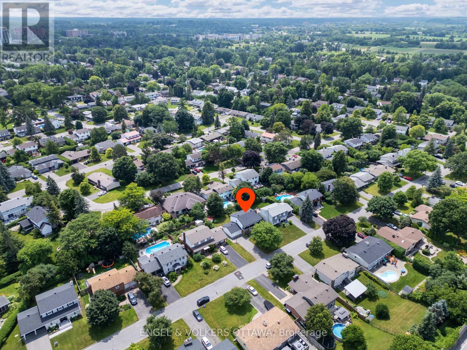 97 Queensline Drive