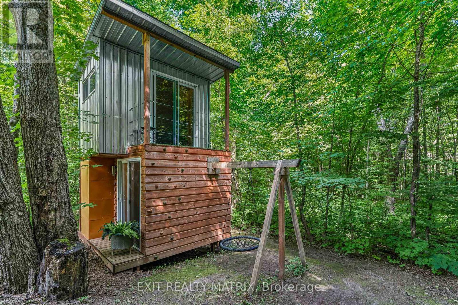 1271 Georges Vanier Drive