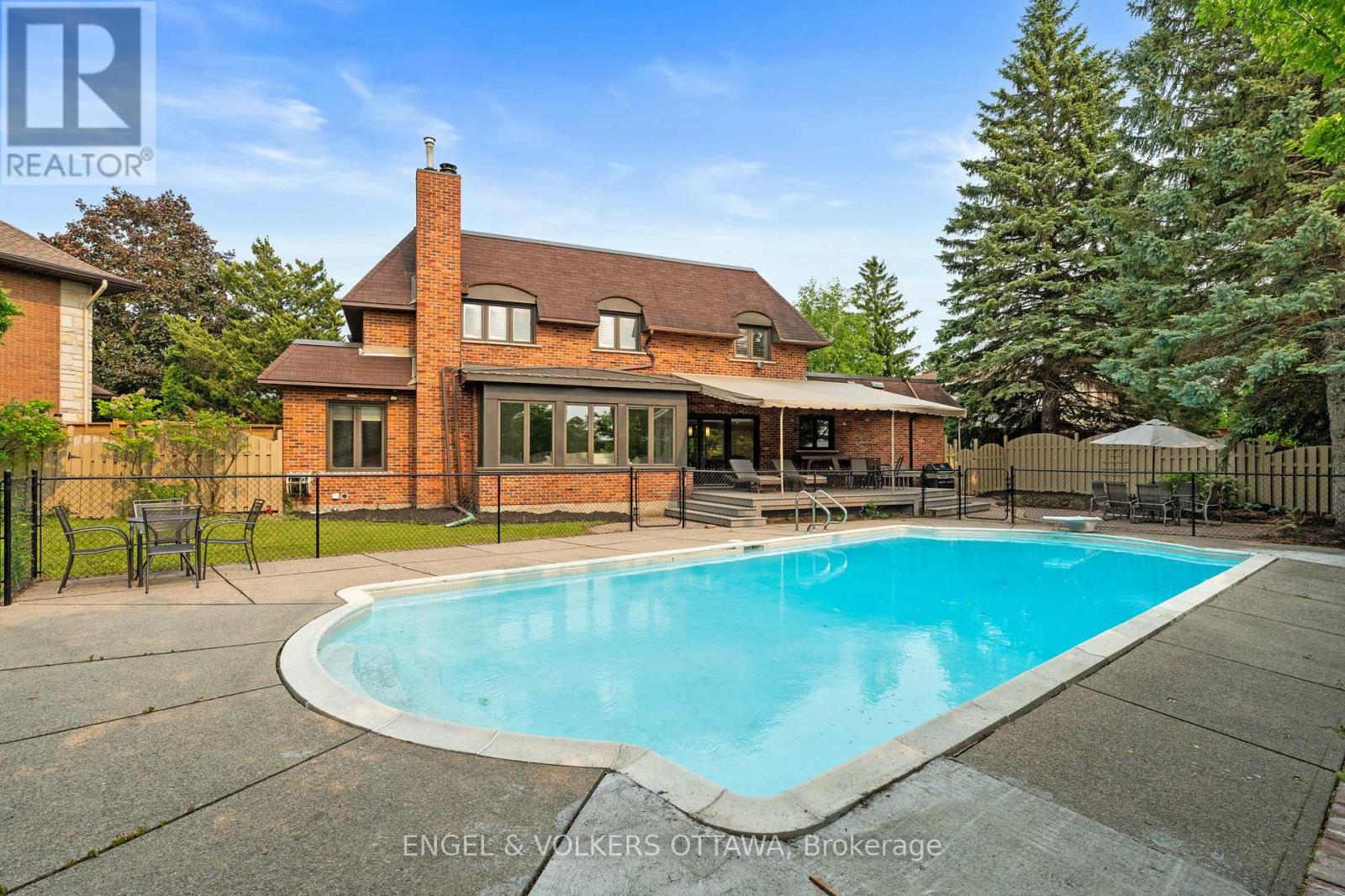 20 Garand Place