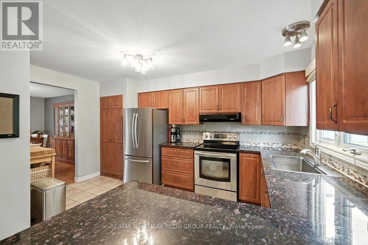 3351 Chilliwack Way
