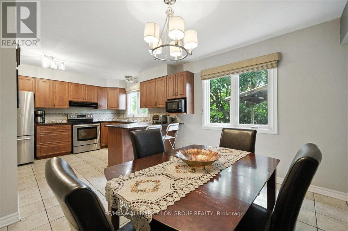 3351 Chilliwack Way
