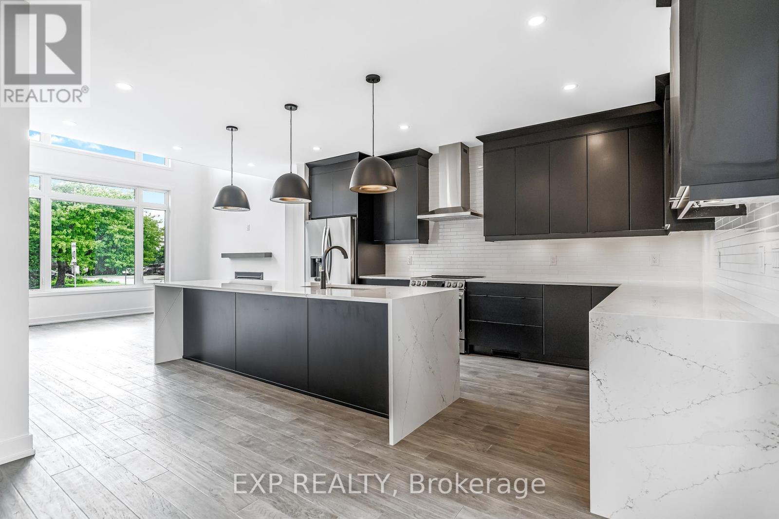 489 Duvernay Drive