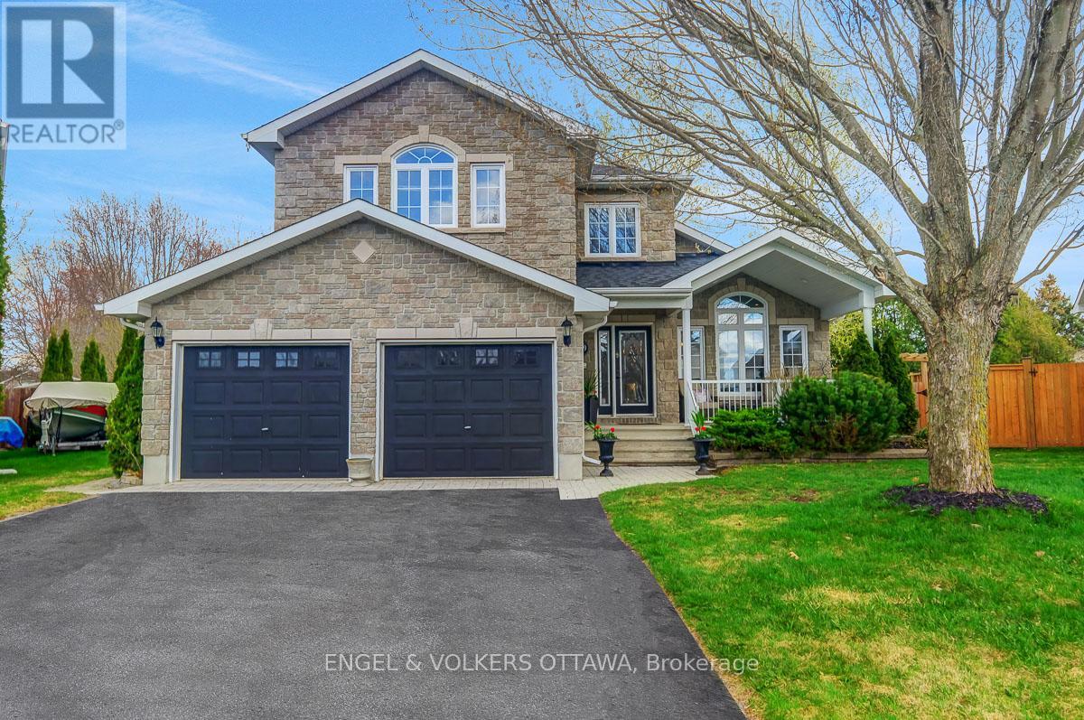59 Frontenac Boulevard
