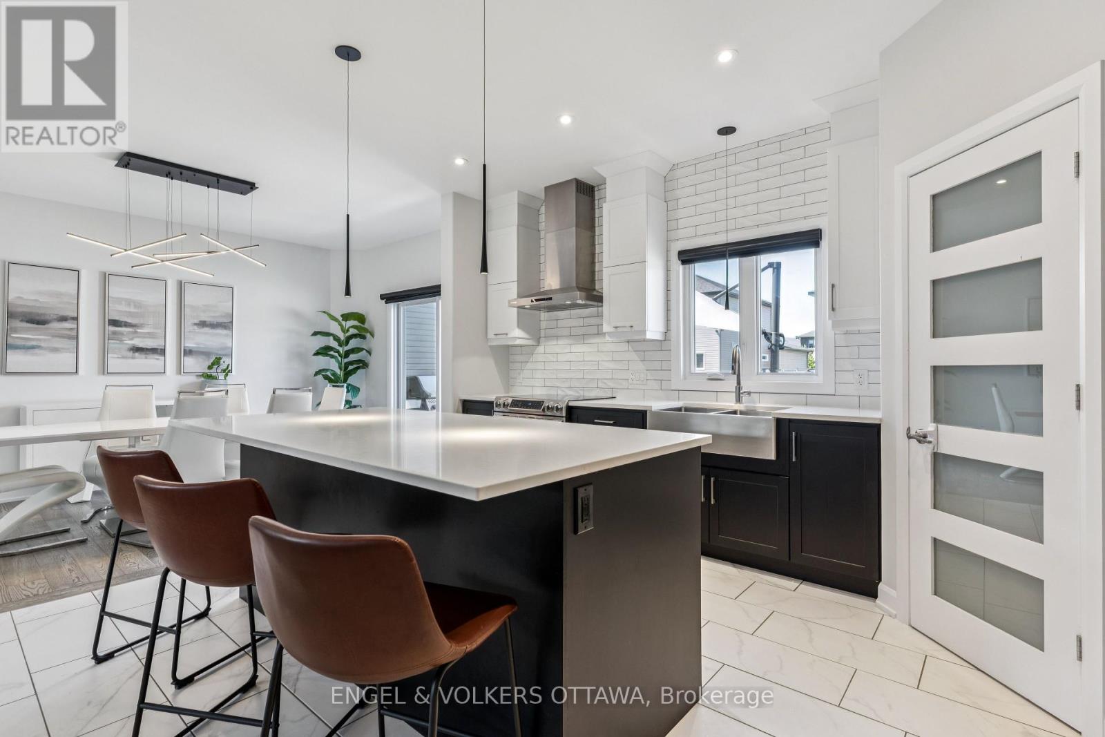 529 Lucent Street