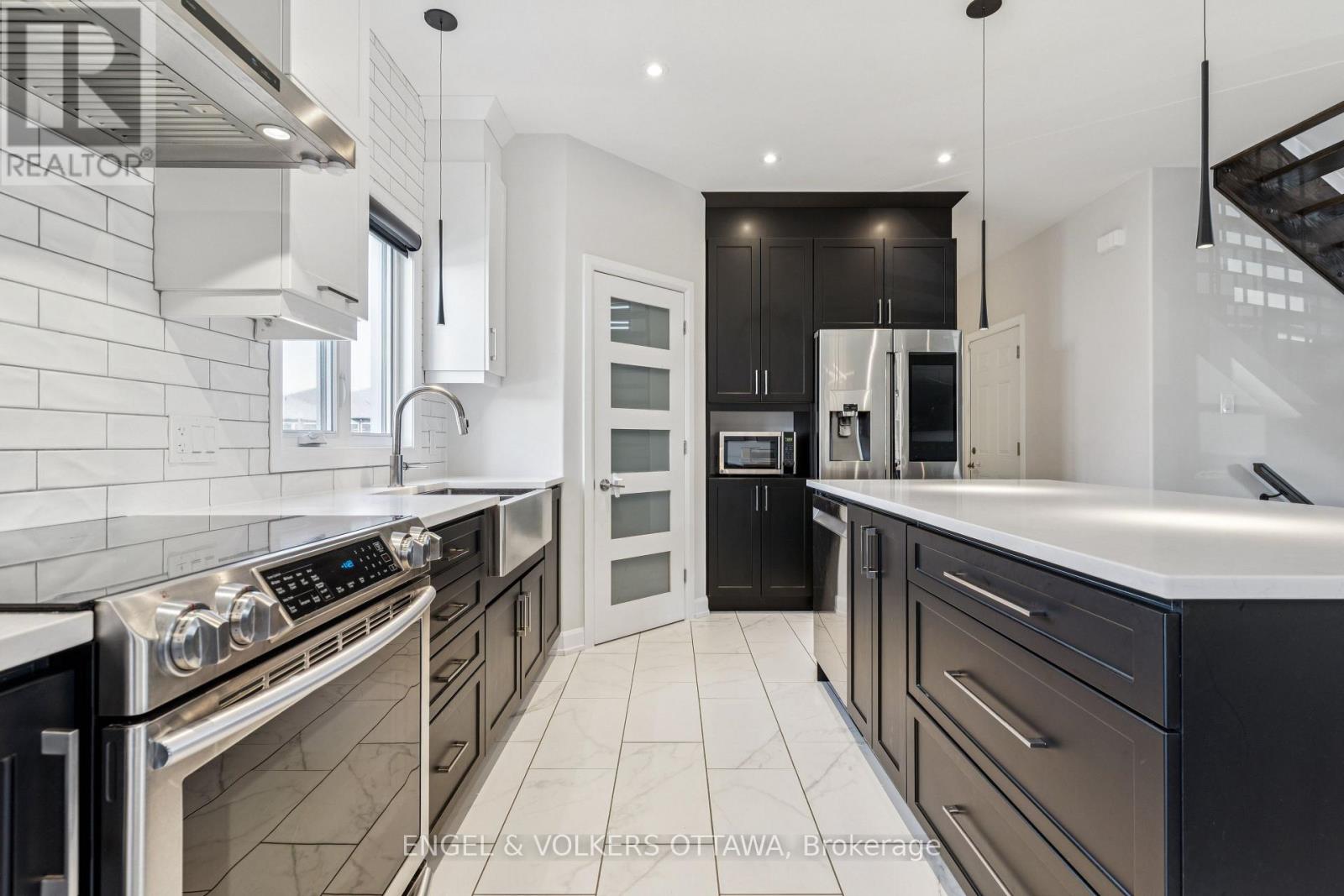 529 Lucent Street